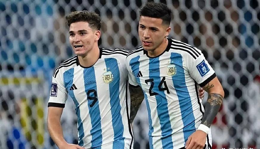 Juventus đấu Với Sevilla